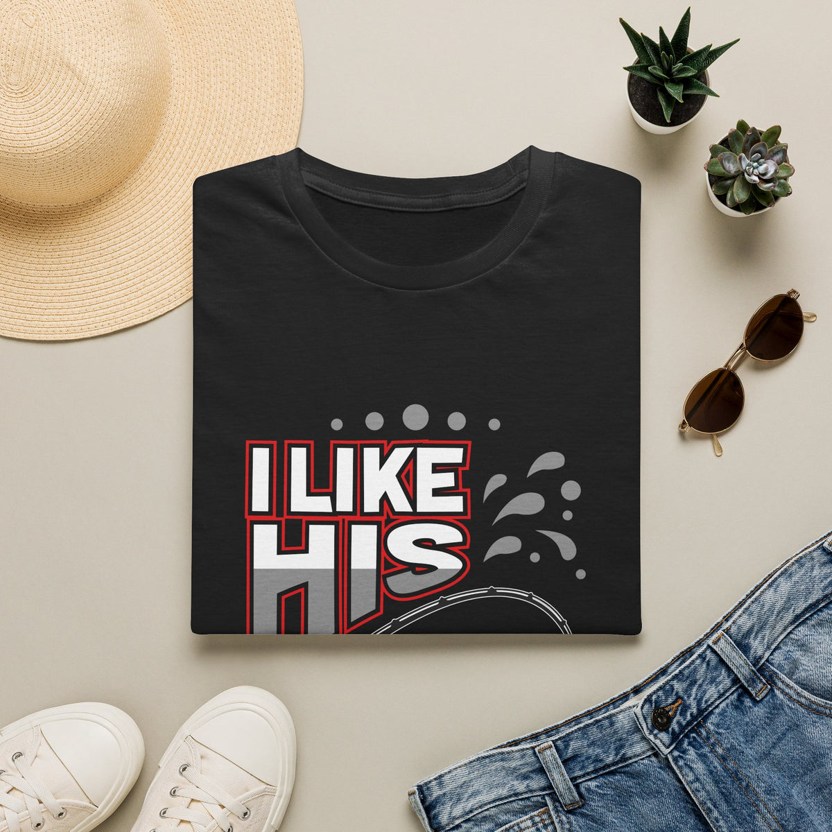 I Like His Pole | Deluxe Tee
